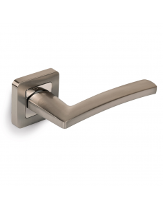 Manivela roseta cuadrada Adara